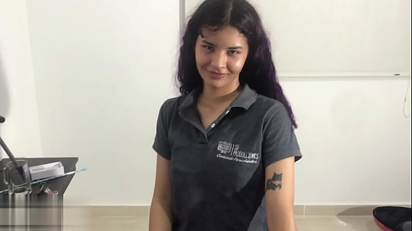 Stepsister invited me to fuck her perfect ass